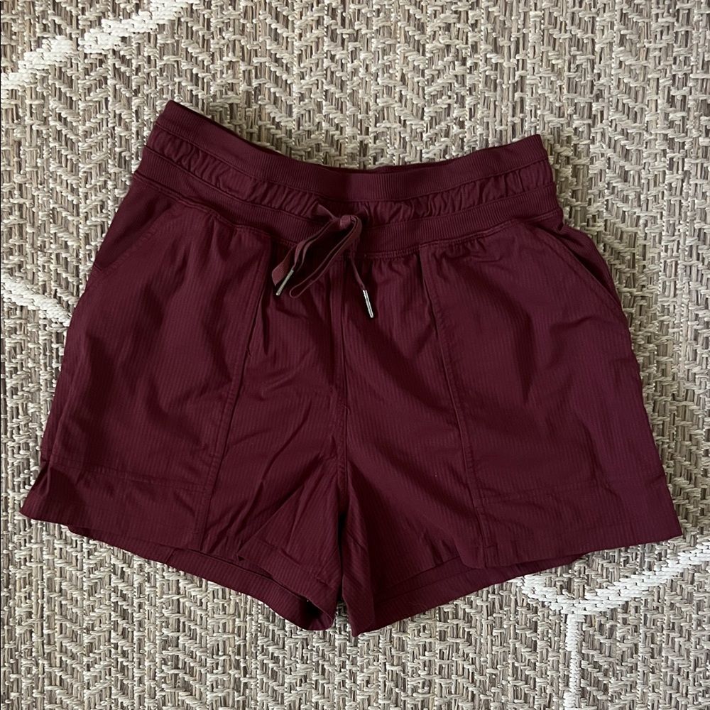 lululemon dance studio 3.5” short